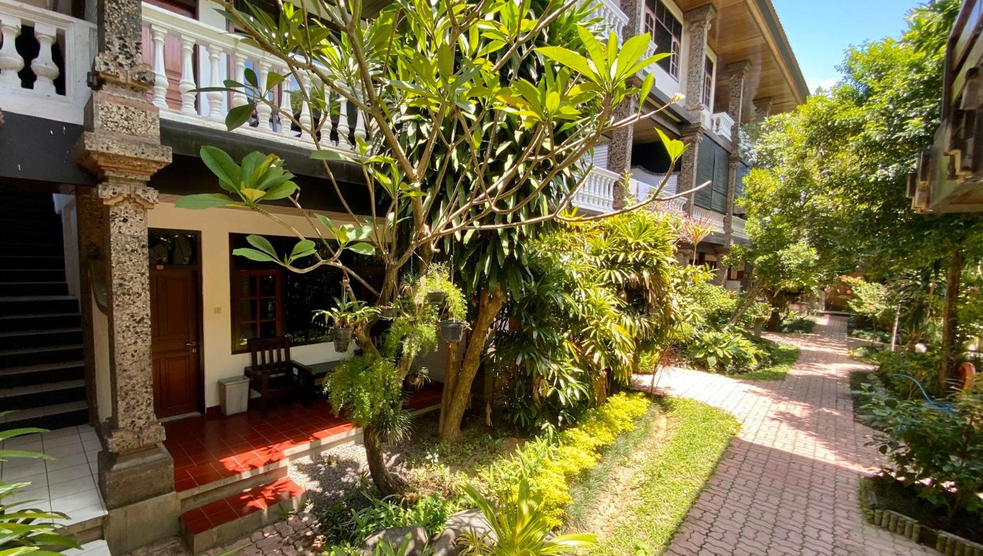 Simpang Inn Hotel Legian Eksteriør billede