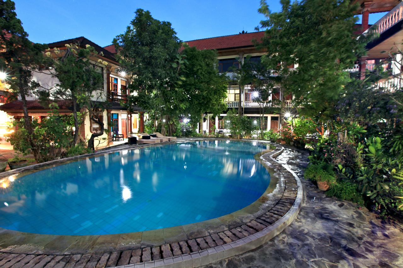 Simpang Inn Hotel Legian Eksteriør billede