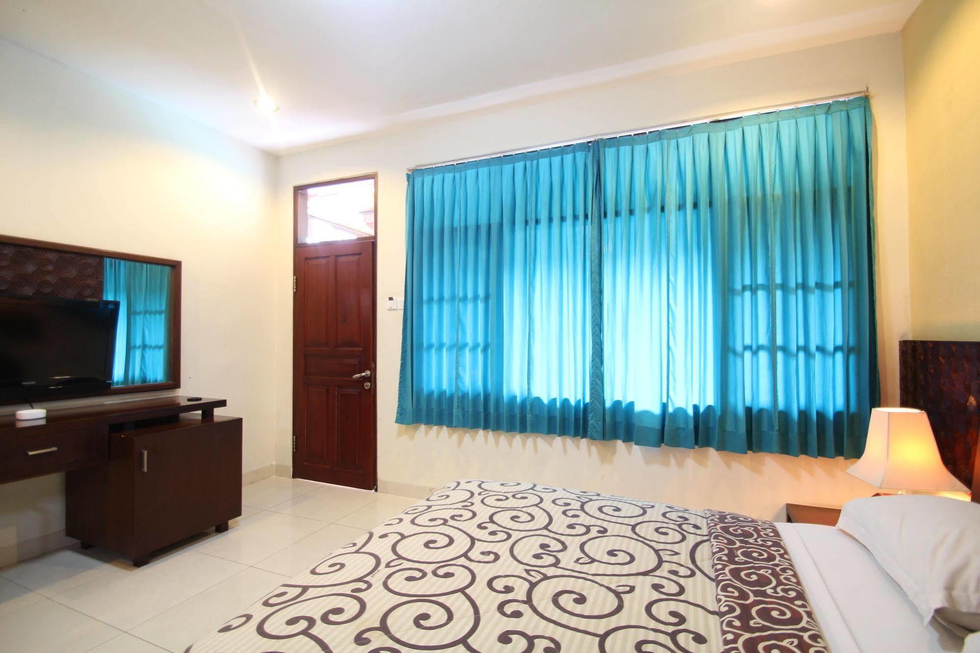 Simpang Inn Hotel Legian Eksteriør billede