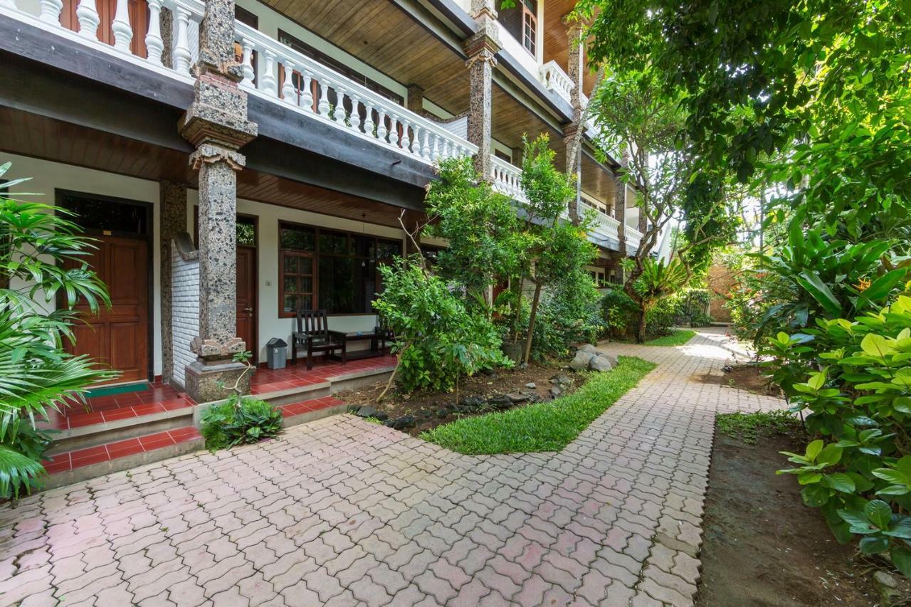 Simpang Inn Hotel Legian Eksteriør billede